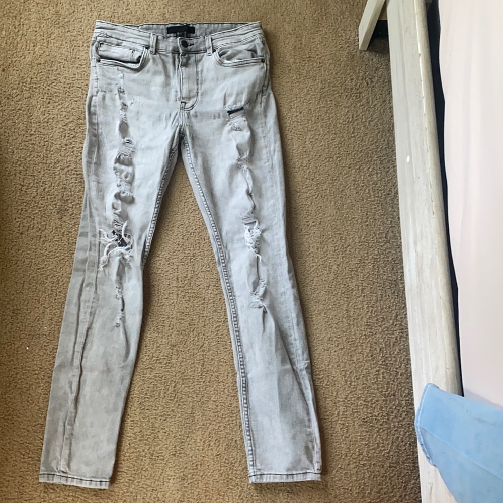 forever 21 grey ripped skinny jeans